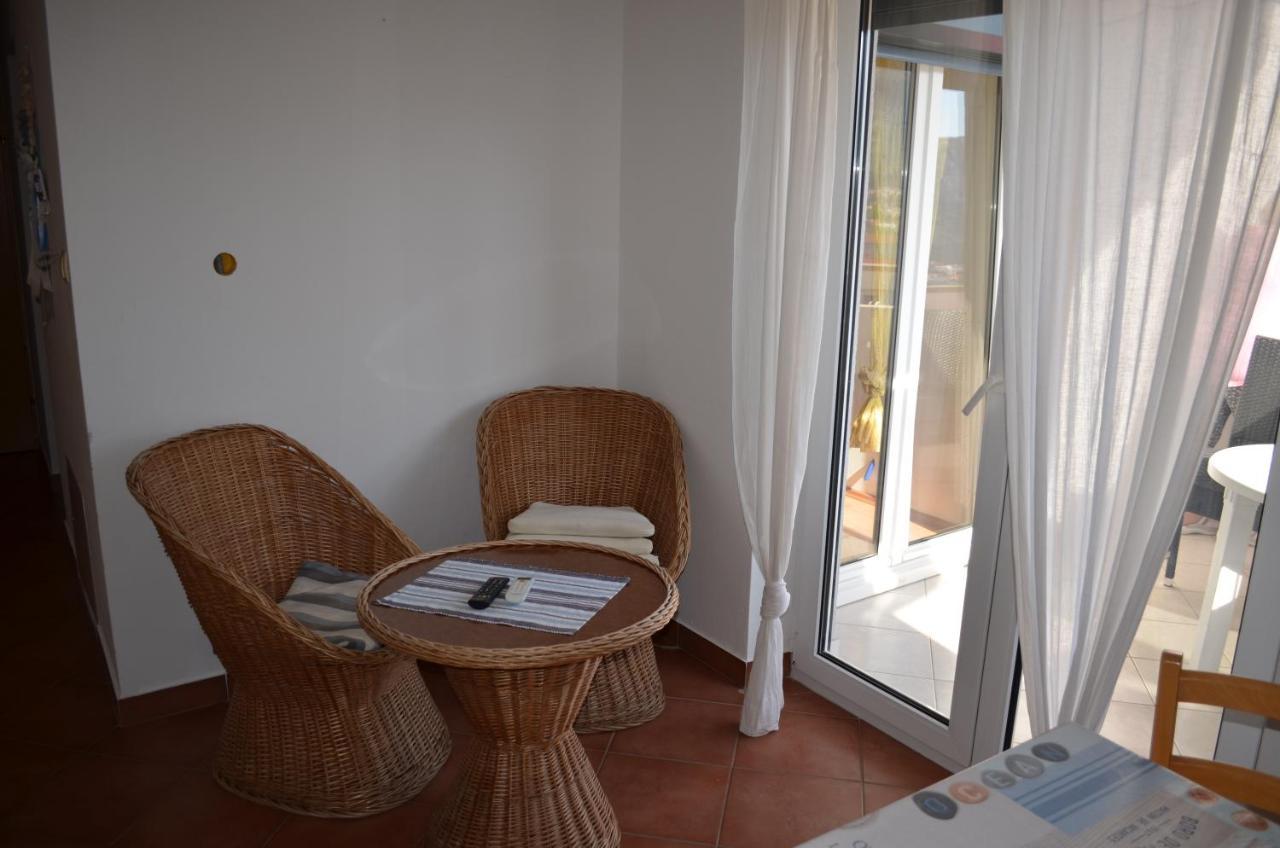 Apartments Leticia I Baška Dış mekan fotoğraf