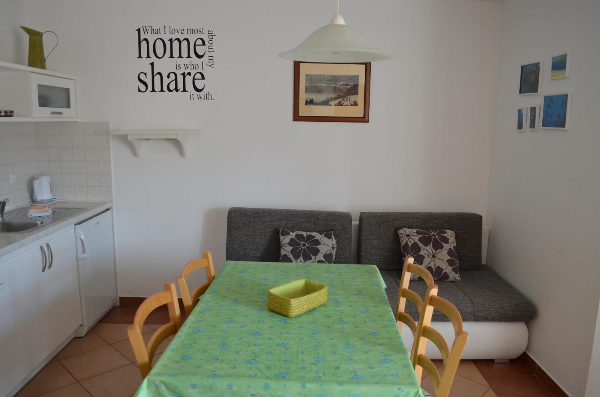 Apartments Leticia I Baška Dış mekan fotoğraf