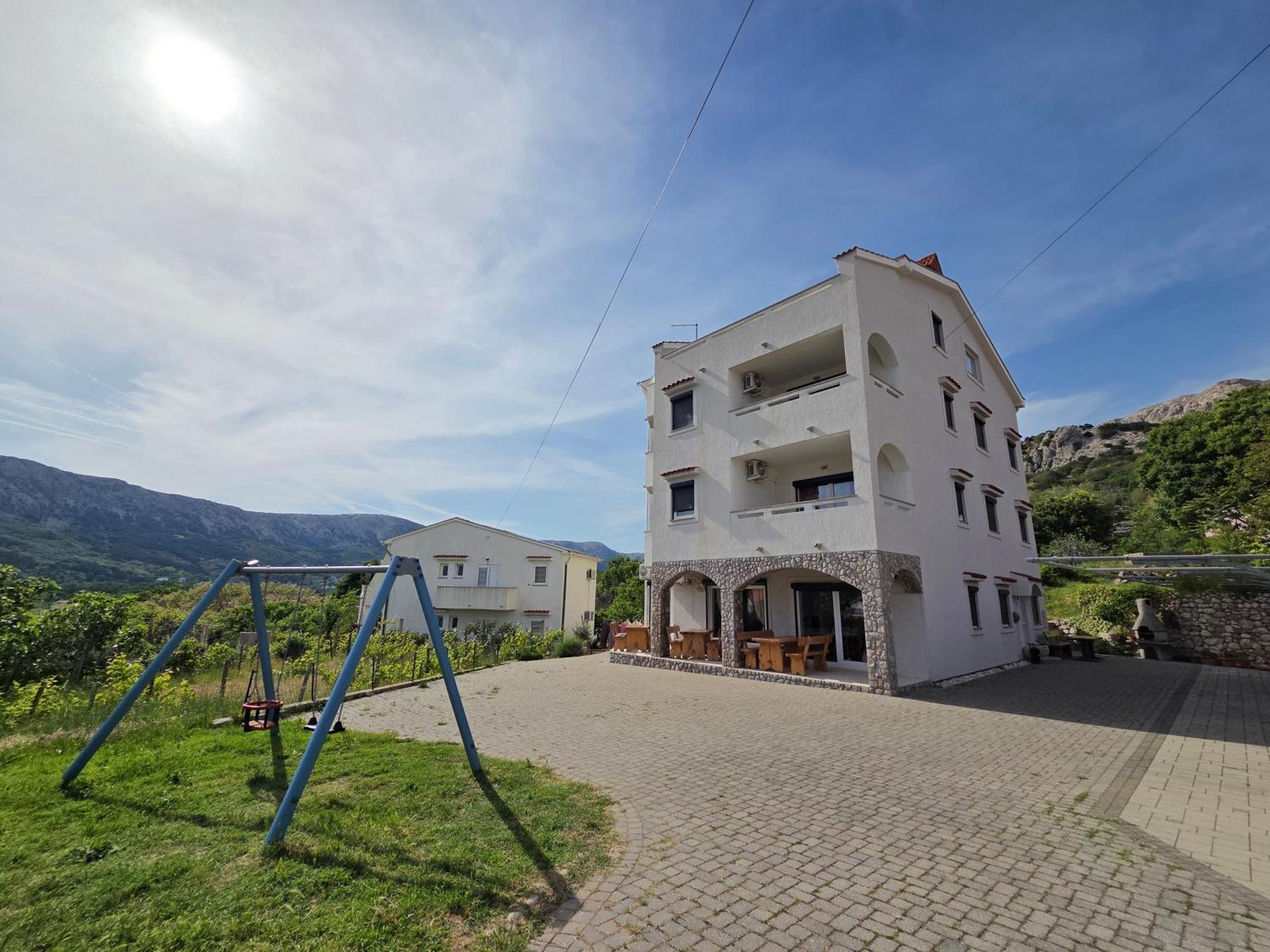 Apartments Leticia I Baška Dış mekan fotoğraf
