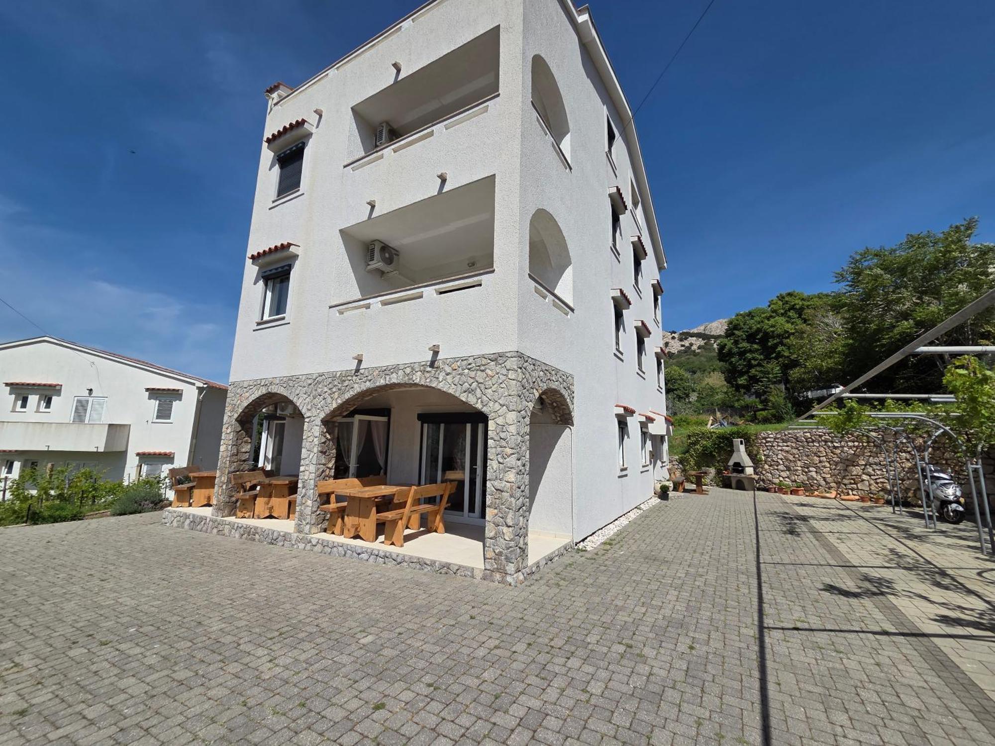 Apartments Leticia I Baška Dış mekan fotoğraf