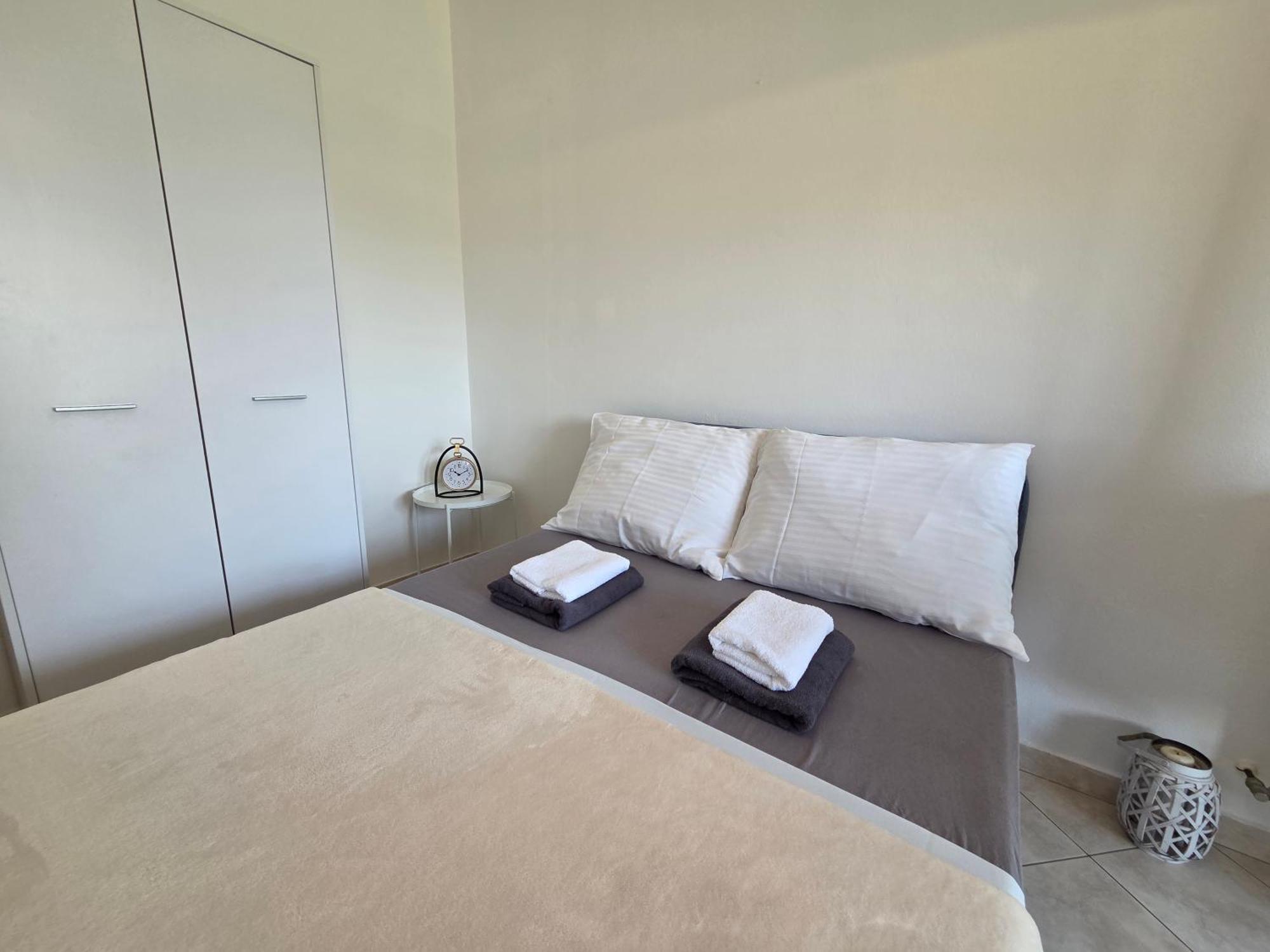 Apartments Leticia I Baška Dış mekan fotoğraf